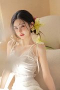 她仍是一级科员